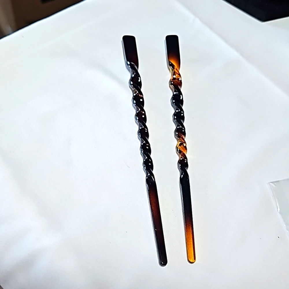 Brown Twist Hairpins